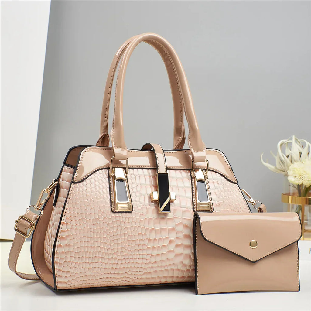 Bag and Wallet Kit in Leather - Vian